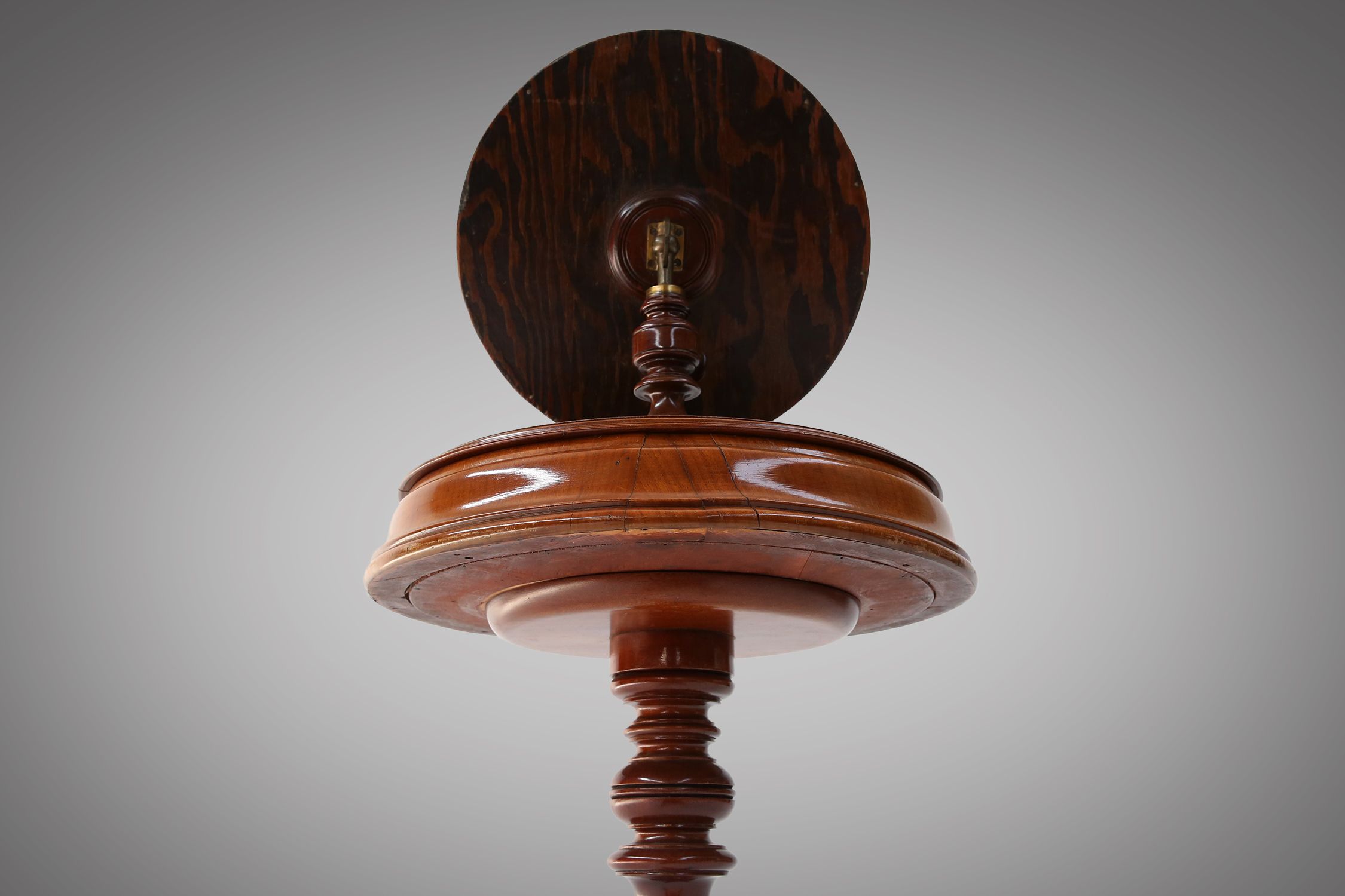 Romantic Make‑Up Mirror with Side Storage, France 1850sthumbnail